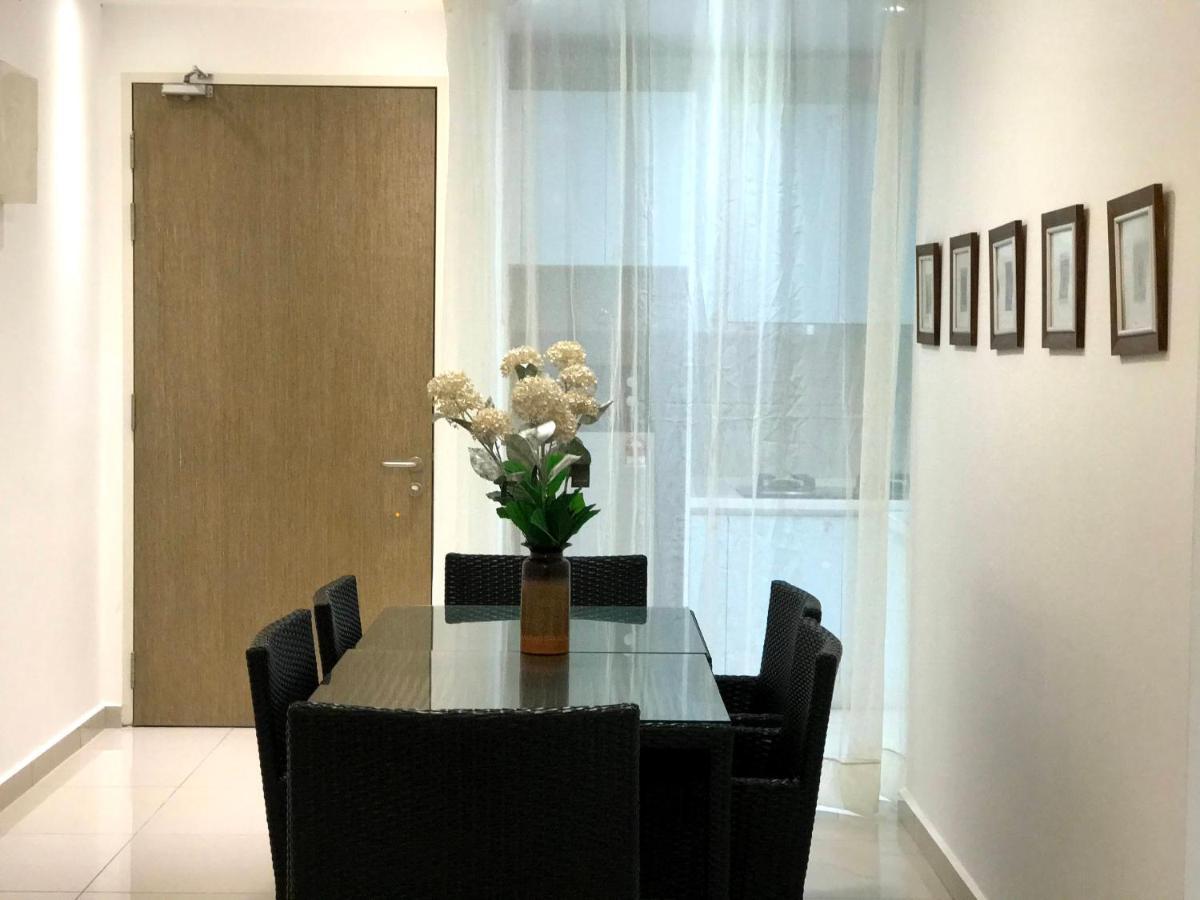 Klcc Legasi Direct View With A Superking Bed At A 3-Bedroom Premium Unit 吉隆坡 外观 照片