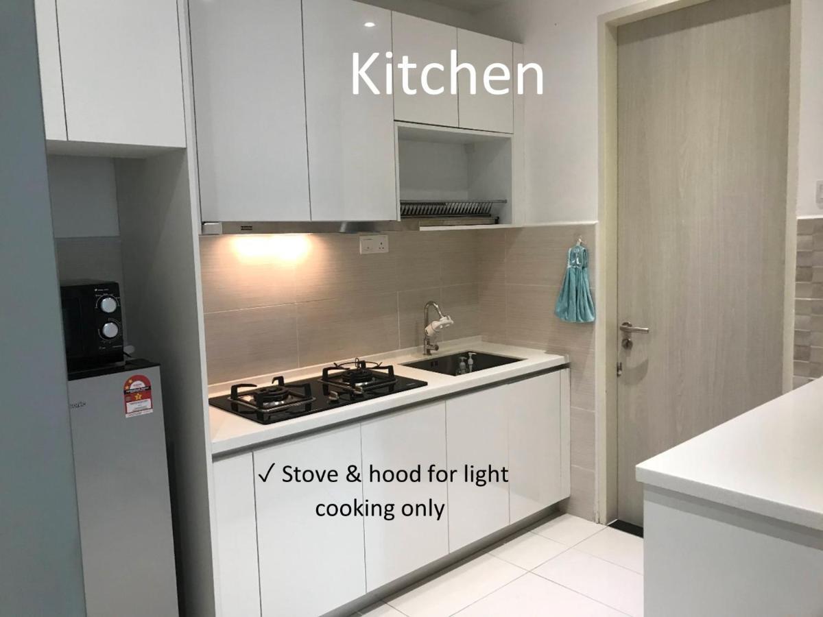 Klcc Legasi Direct View With A Superking Bed At A 3-Bedroom Premium Unit 吉隆坡 外观 照片